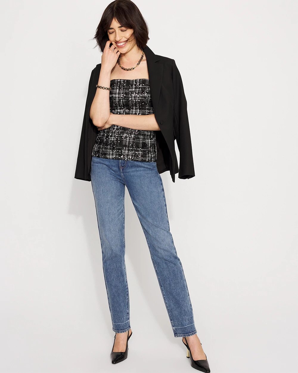 WHBM25_DENIM20GUIDE_Straight20520Pocket_570393101_030_PDP-1.jpeg