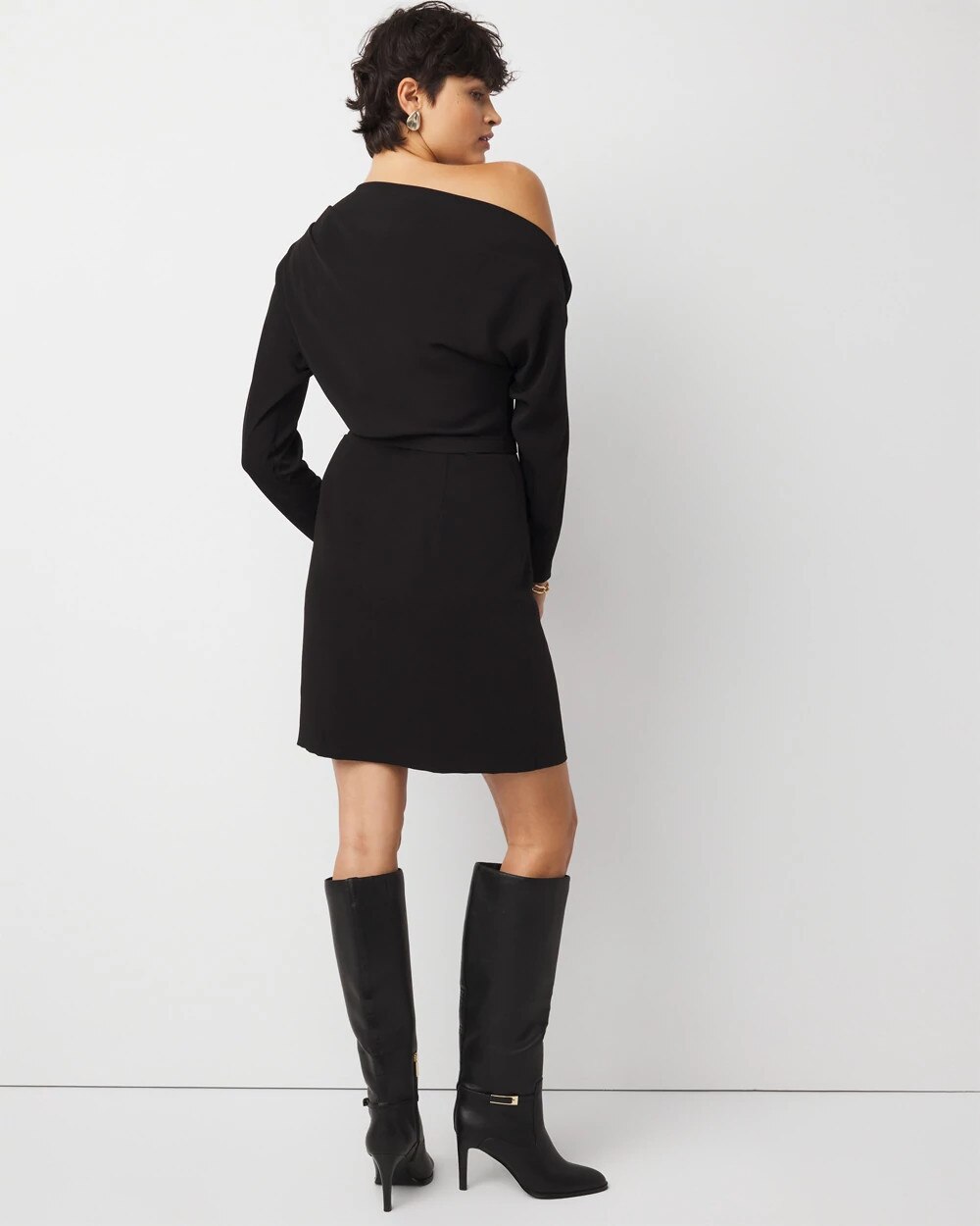 WHBM_Asym20OTS20Mini_570402162_BLK000001_OF_ALT203.jpeg