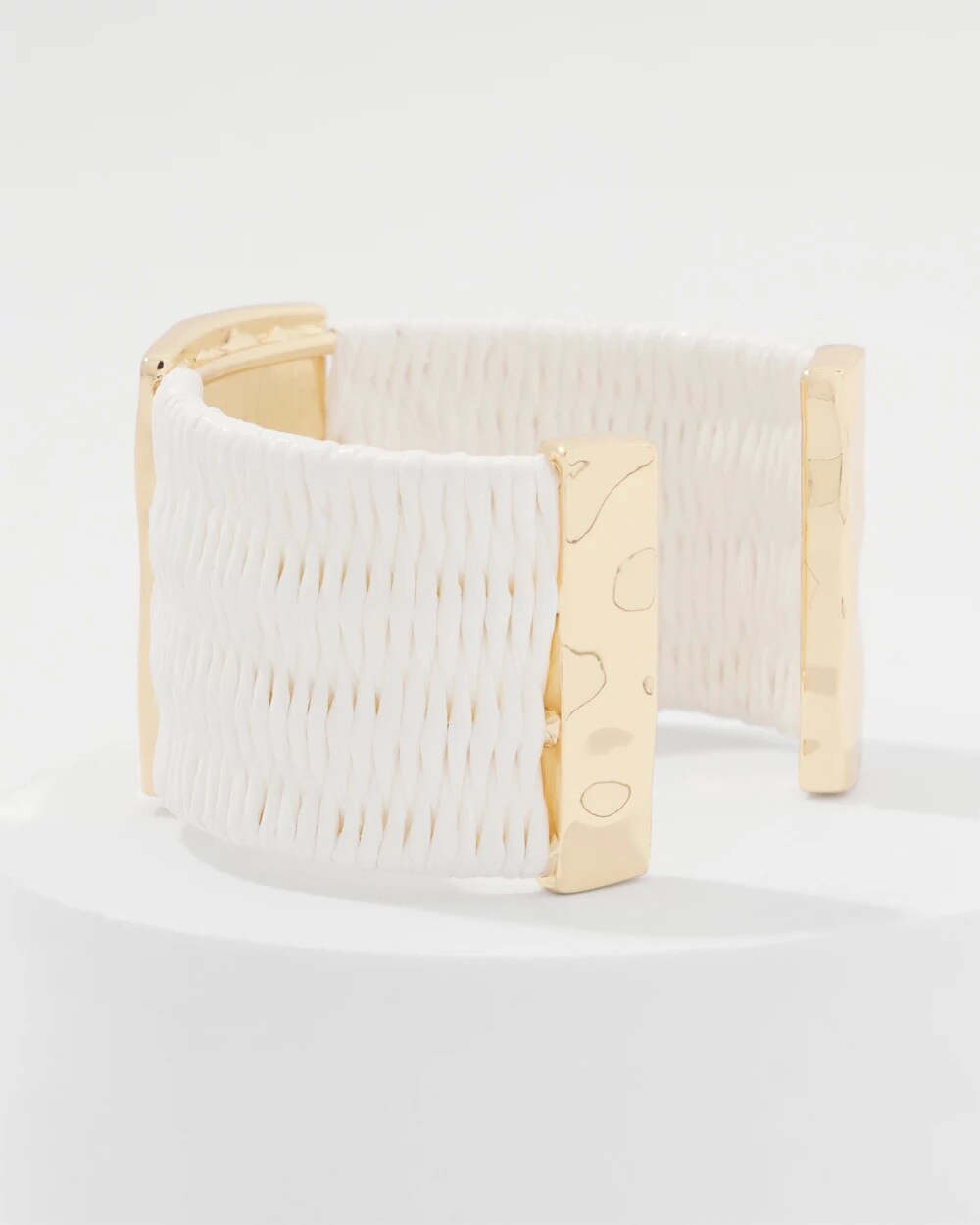 WHBM_BR20Gld20Ecru20Raffia20Cuff_570393572_IVO000190_TT_ALT202.jpeg