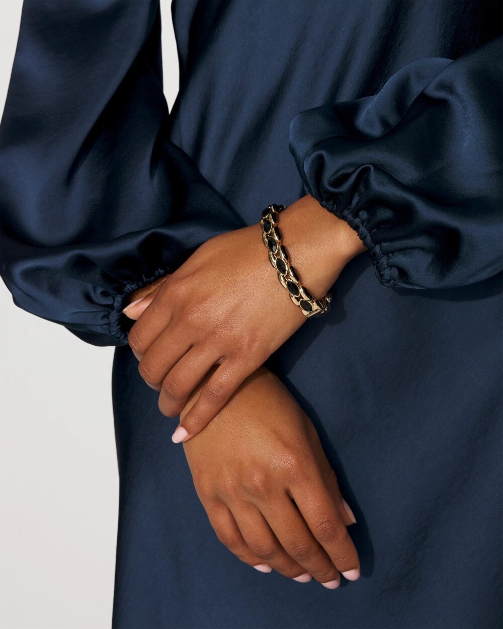 WHBM_BR20Gld20Jewel20Tone20Hinge_570403208_TAN000932_OF_MAIN.jpeg