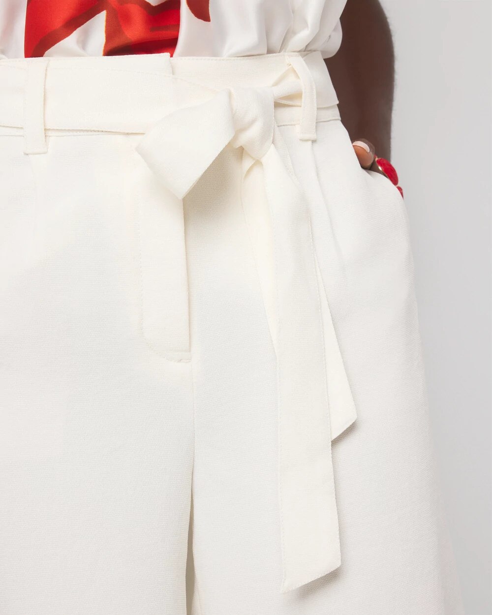 WHBM_Belted20Bermuda20Short_570390655_WHT006744_OF_ALT202.jpeg