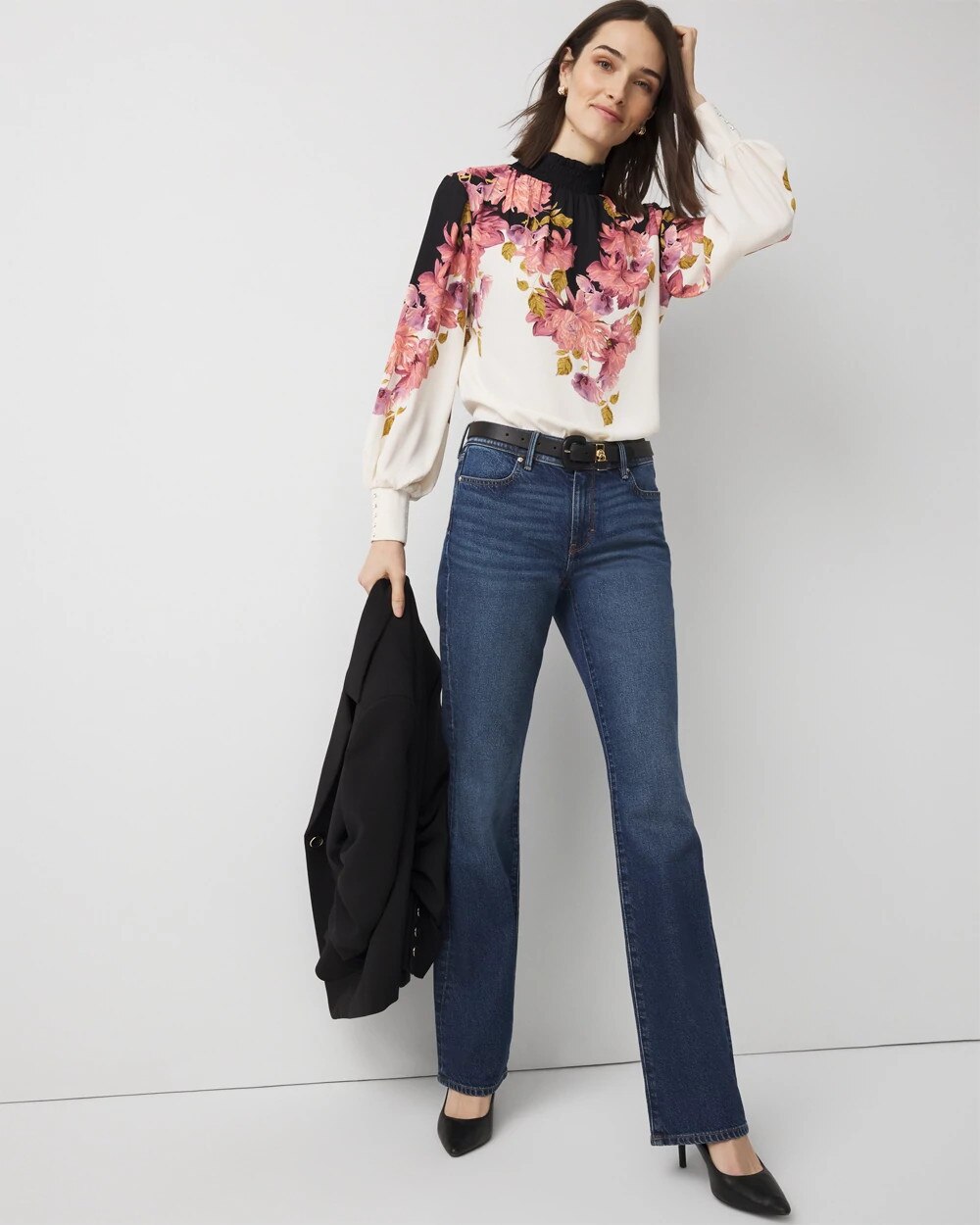 WHBM_Bootcut20520Pocket_570404970_BLU007368_OF_ALT203.jpeg