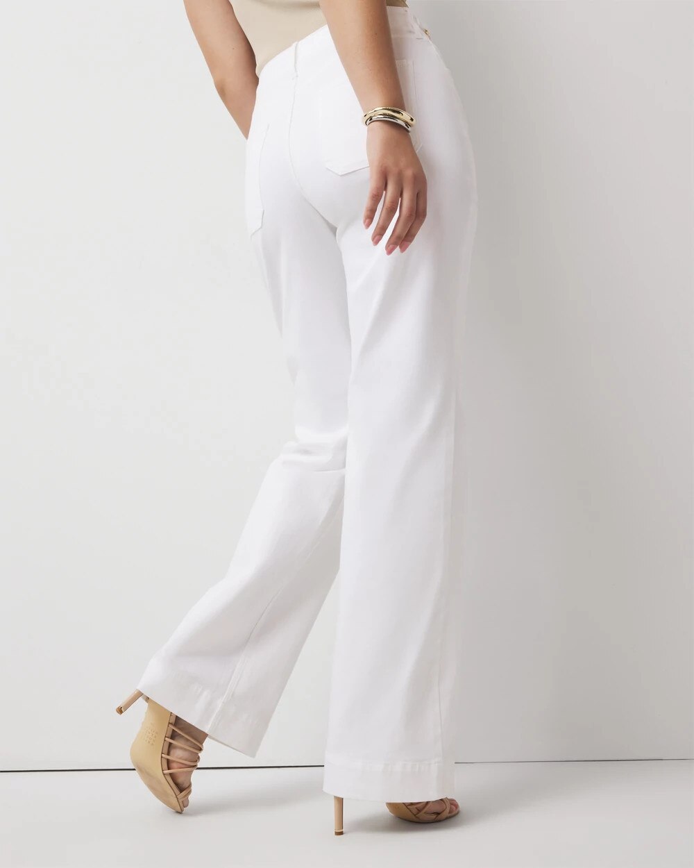 WHBM_CRVY20Nvlty20Chn20Wst20Trsr_570386414_WHT000100_OF_ALT201.jpeg