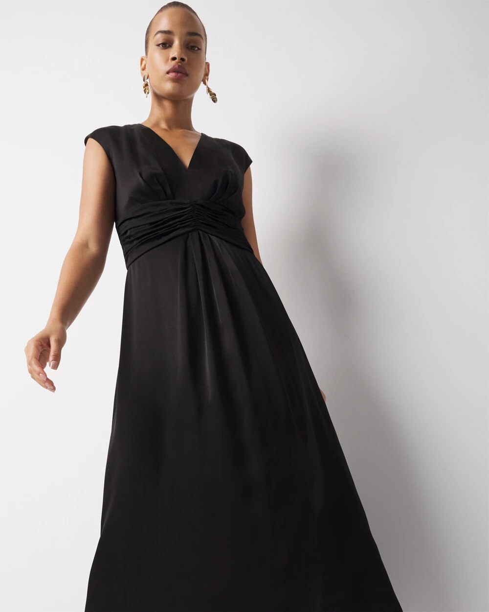 WHBM_CS20Flutter20Midi_570391430_BLK000001_OF_ALT201-1.jpeg