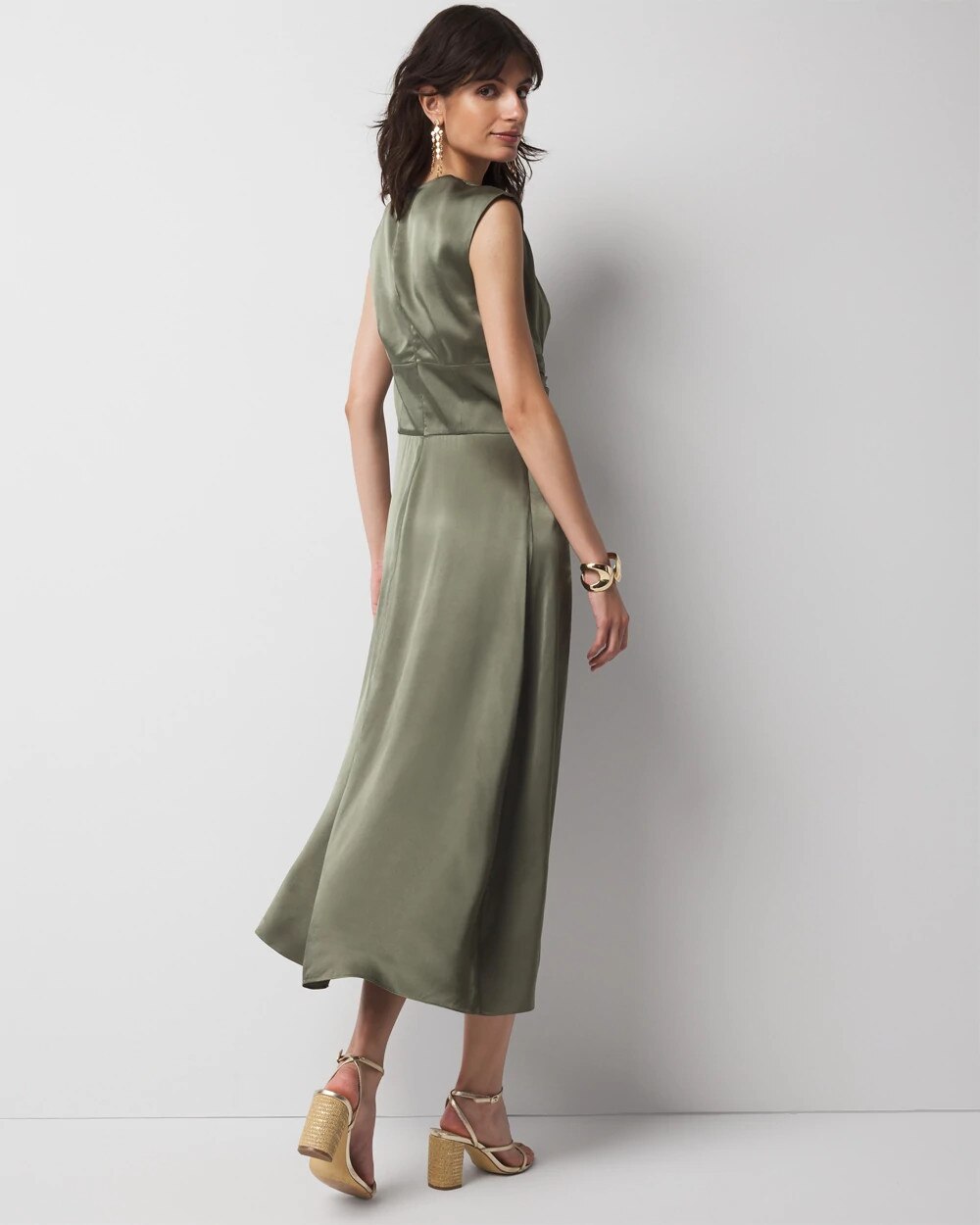 WHBM_CS20Flutter20Midi_570393840_GRN002887_OF_ALT203.jpeg
