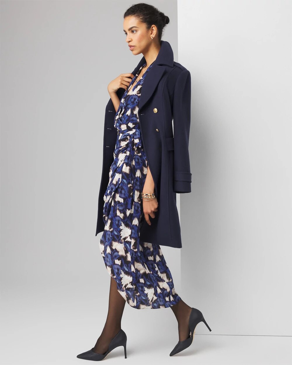 WHBM_CS20Wrap20Midi_570379628_BLU006490_OF_ALT201-1.jpeg