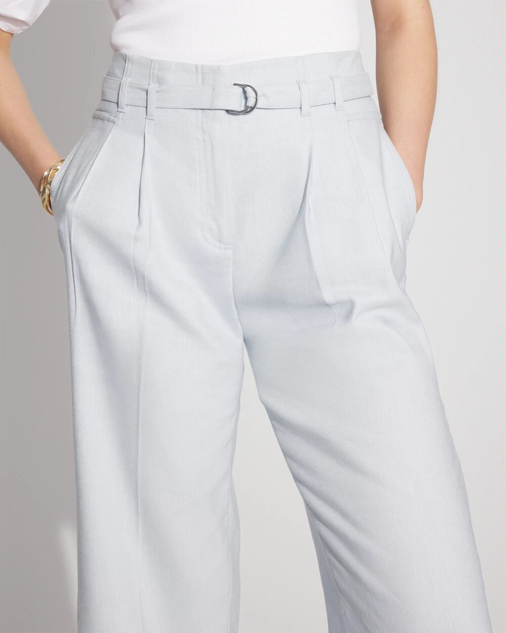 WHBM_Chambray20Wide20Leg20Crop_570393470_BLU006785_OF_ALT202.jpeg