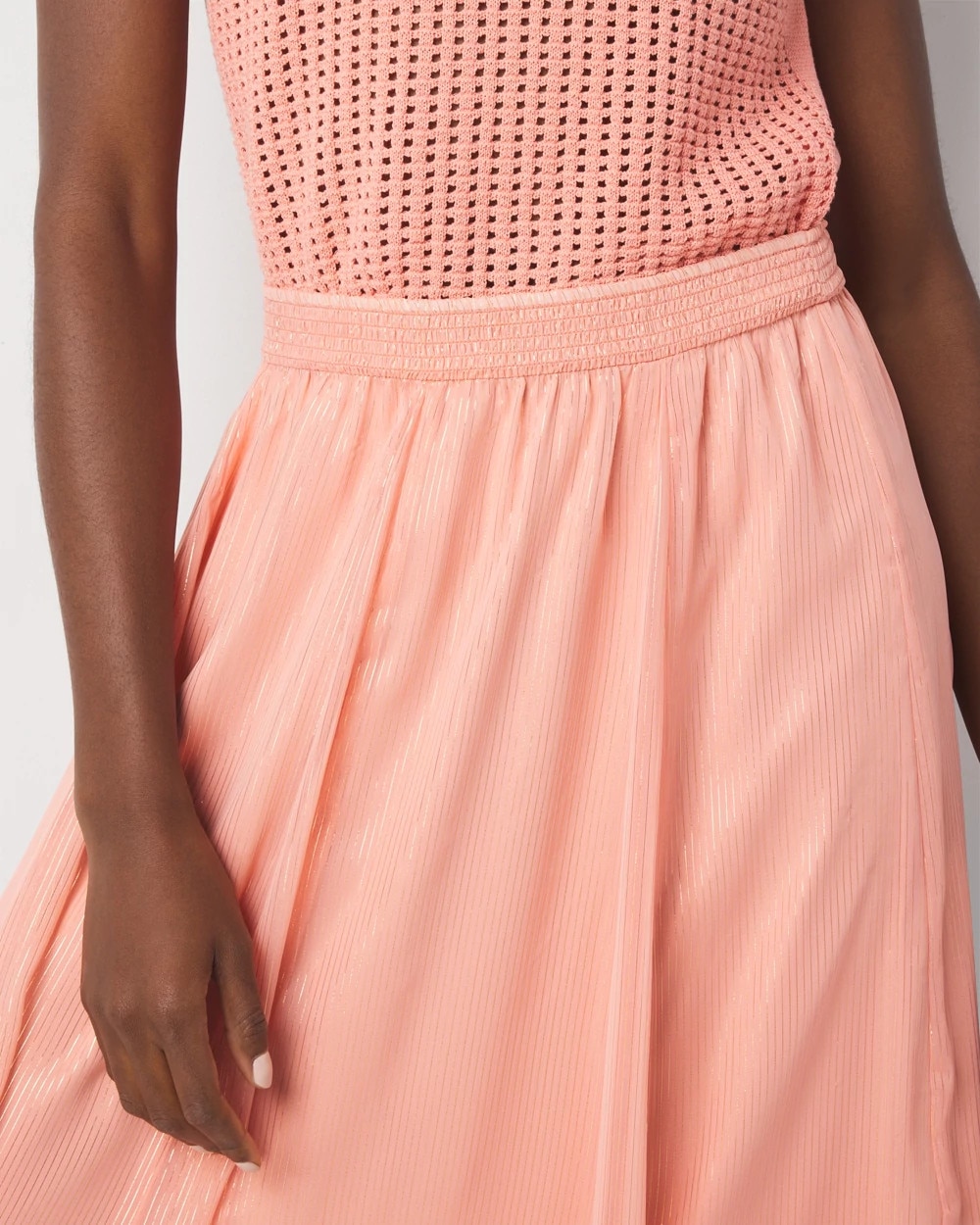 WHBM_Chiffon20Maxi20Skirt_570394988_PNK006758_OF_ALT202-1.jpeg