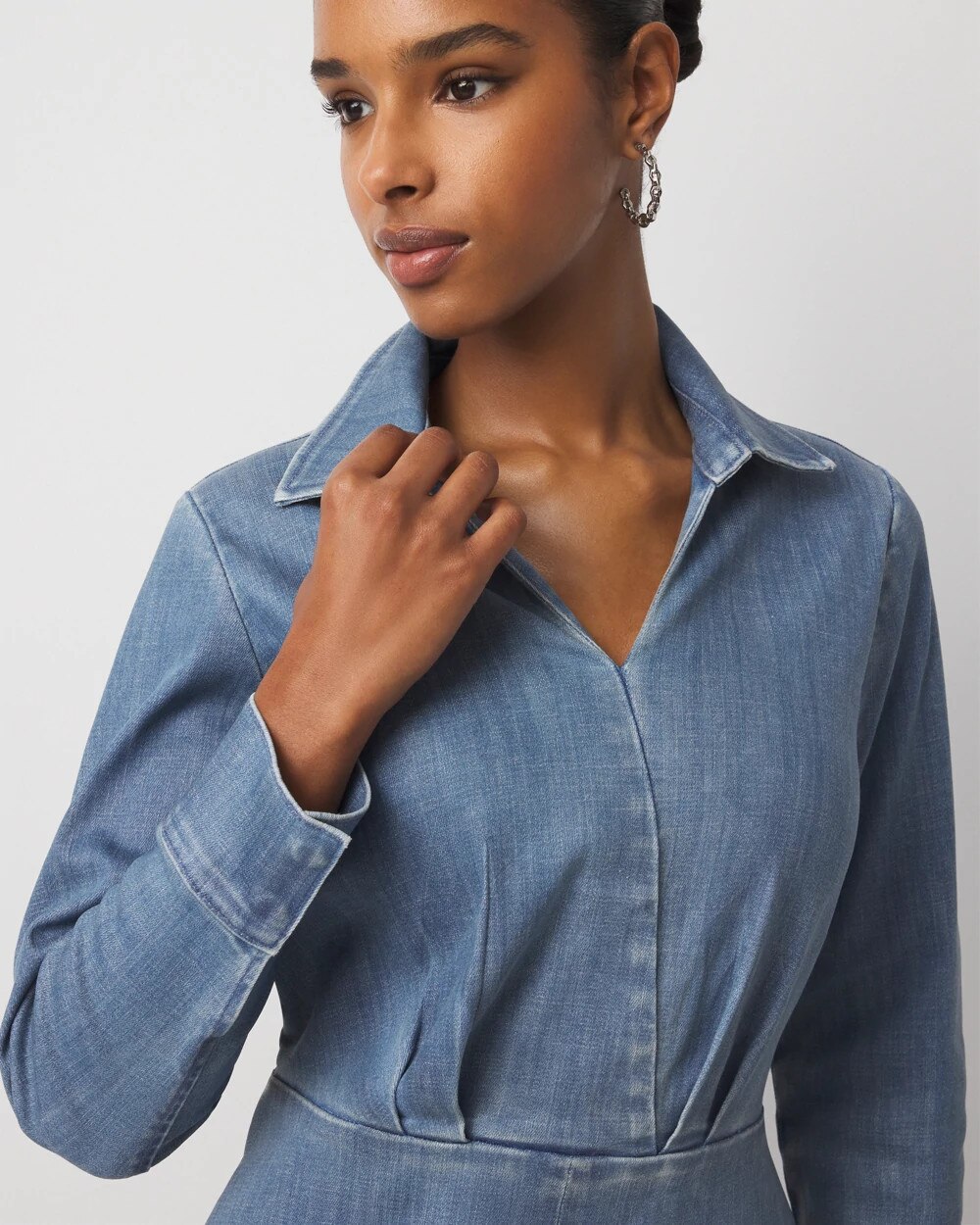 WHBM_Clear20Coated20Denim20Midi_570401962_BLU007254_OF_ALT202.jpeg