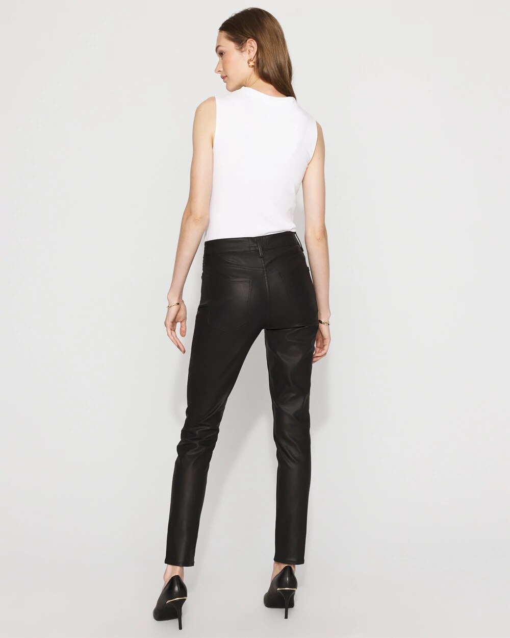 WHBM_Coated20New20Skinny_570397292_BLK005629_OF_ALT201.jpeg