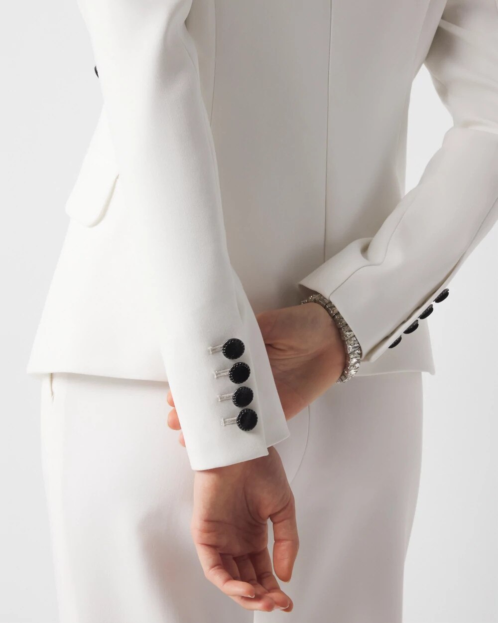 WHBM_Collarless20Studio20Jacket_570377211_IVO000190_OF_ALT202.jpeg