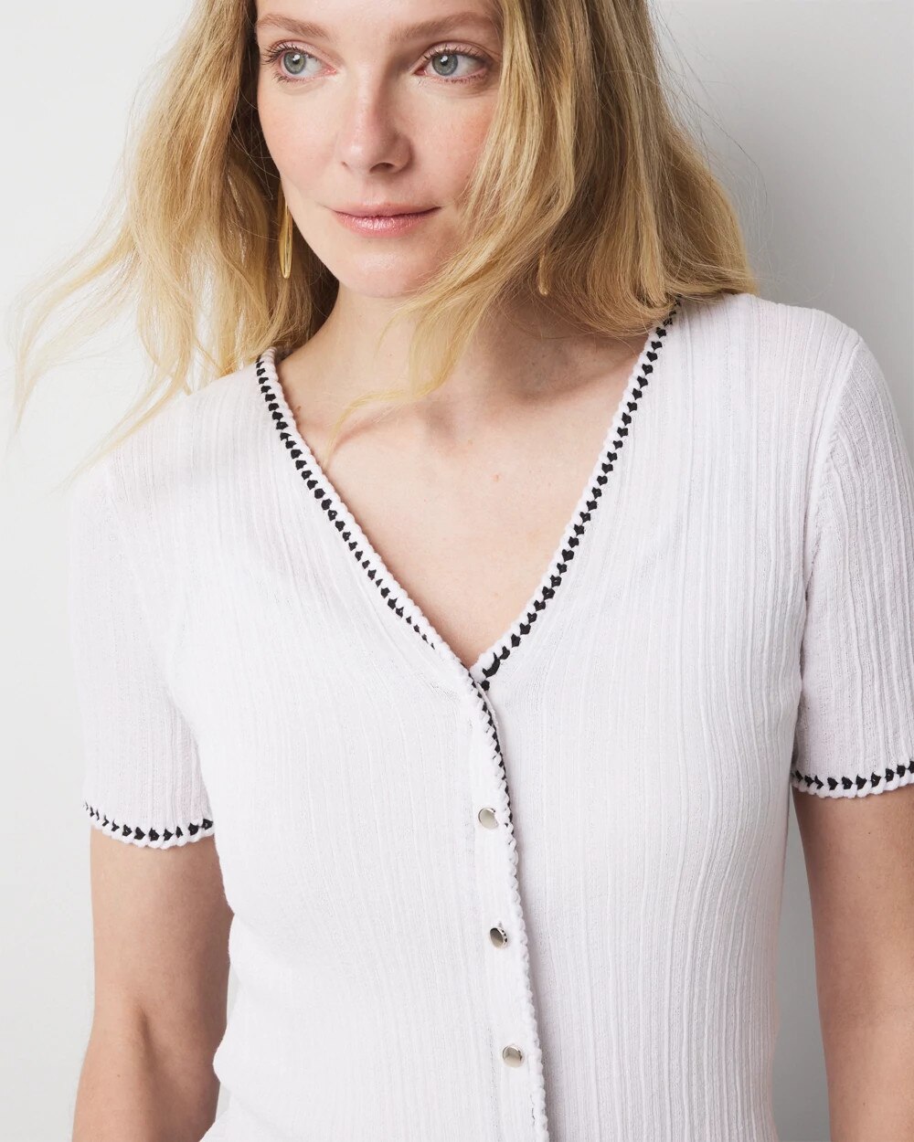 WHBM_Contrast20Braid20Trim20Cardi_570389287_WHT000100_OF_ALT202.jpeg