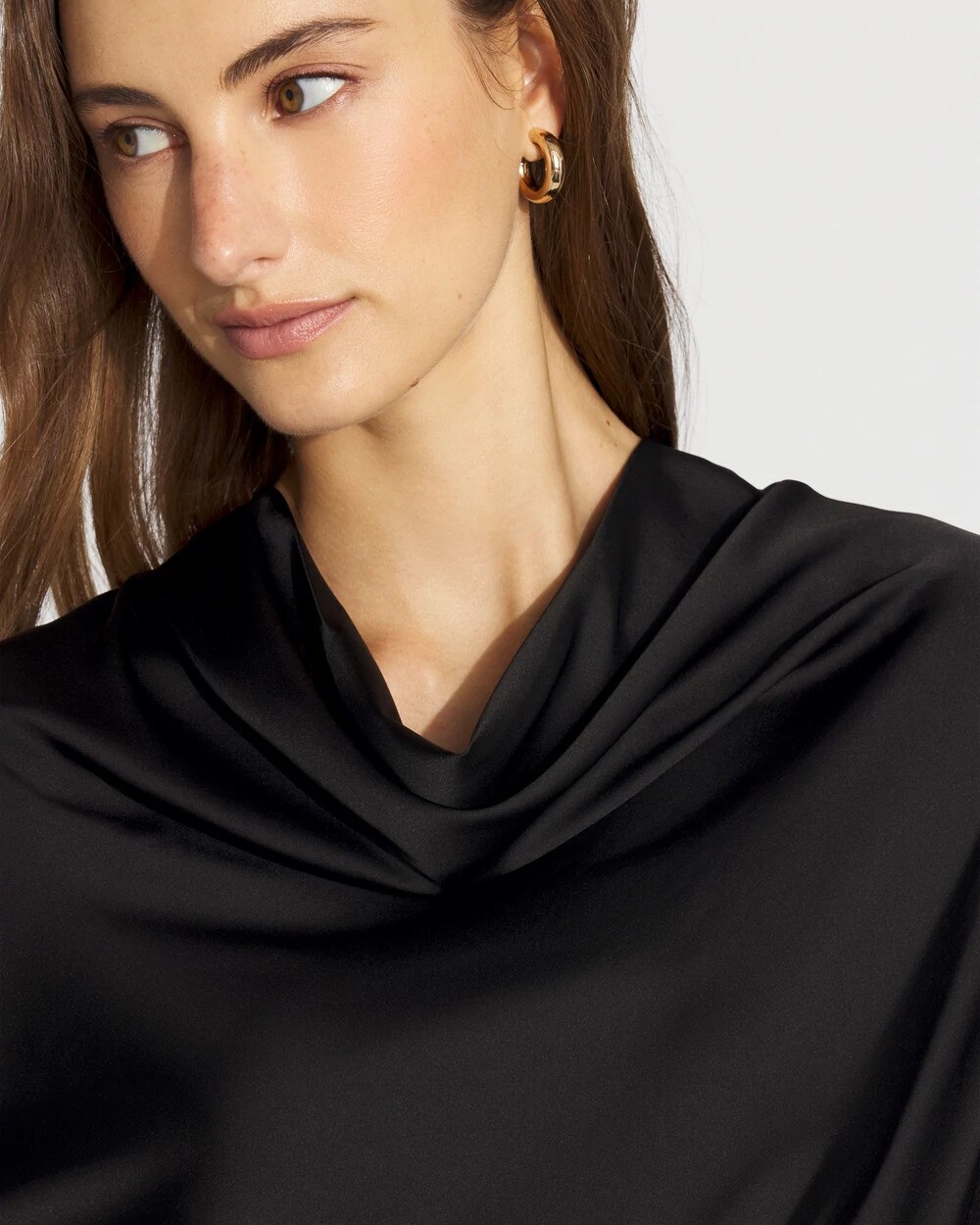 WHBM_Cowl20Nk20Mixed20Media20Snit_570400831_BLK000001_OF_ALT202.jpeg