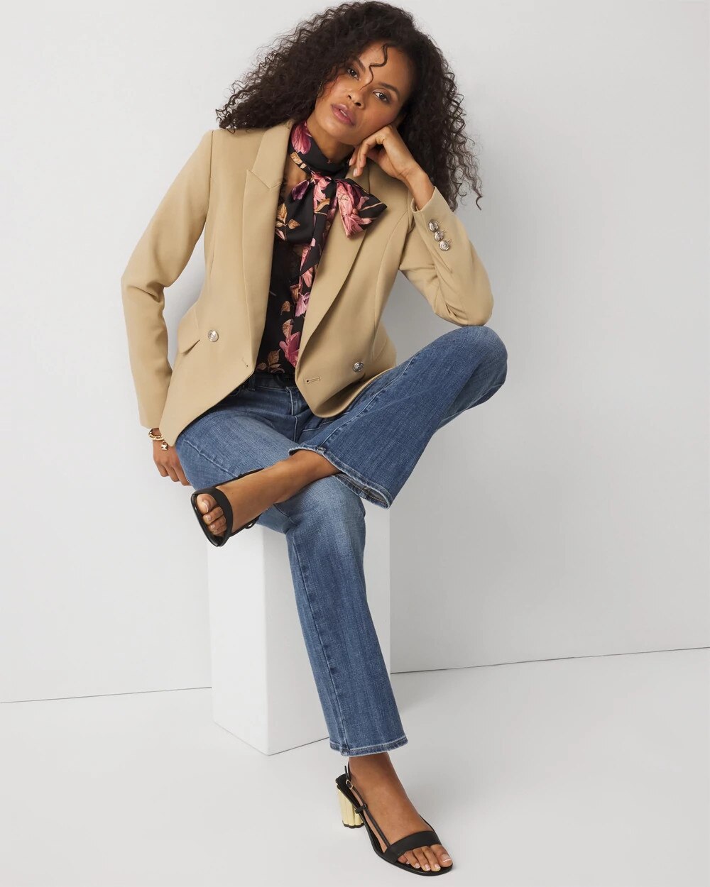 WHBM_Cropped20DB20Blazer_570405287_BRN007350_OF_ALT201.jpeg