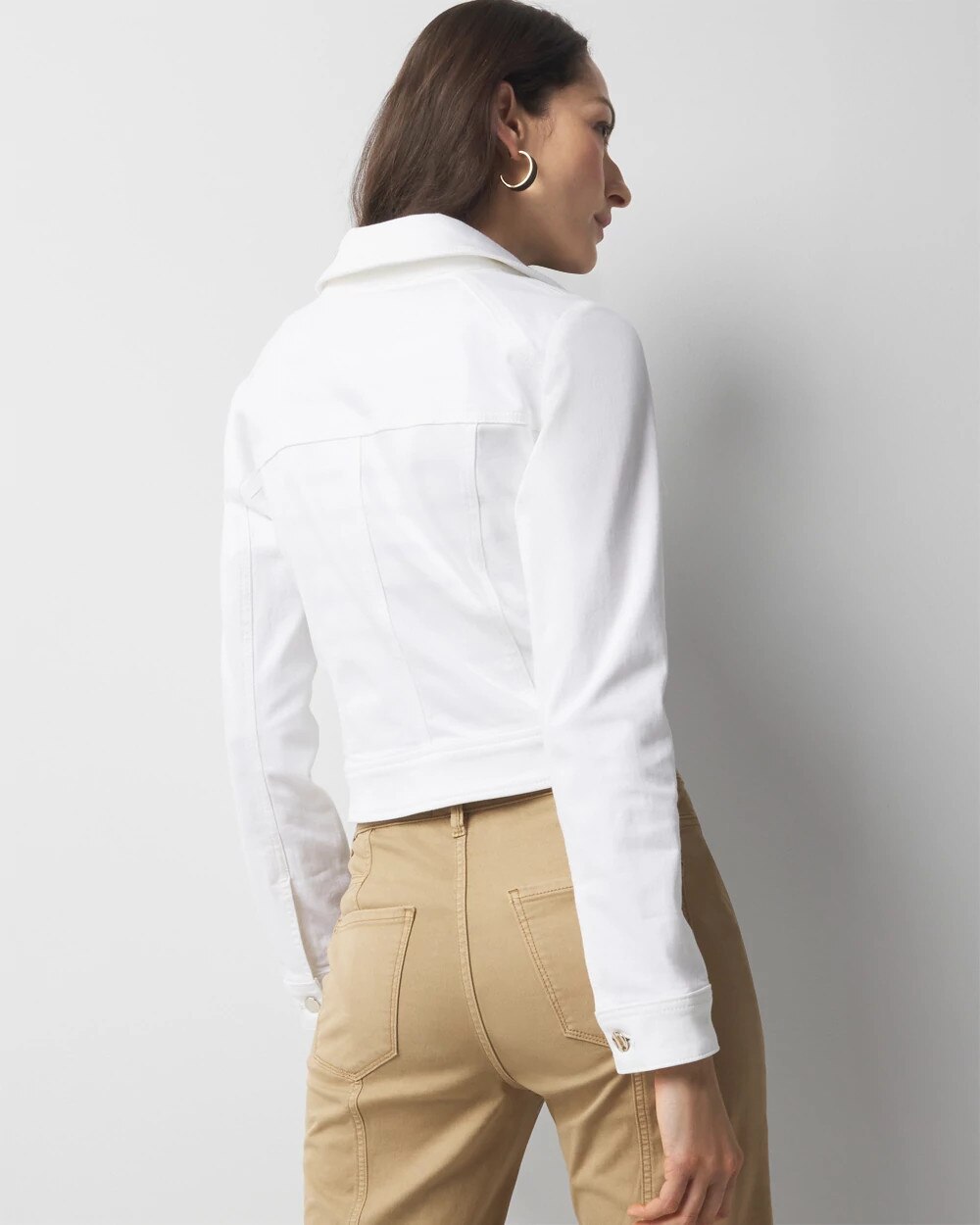 WHBM_Cropped20Denim20Jacket_570384622_WHT000100_OF_ALT203-1.jpeg