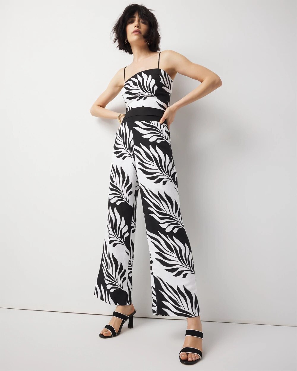 WHBM_Cropped20Printed20Wide20Leg_570388572_BLK006718_OF_MAIN-1.jpeg