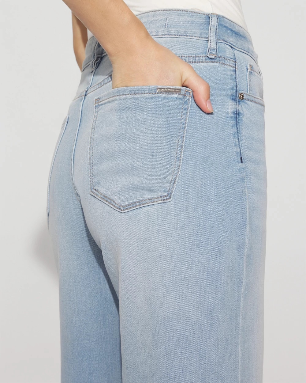 WHBM_Cuff20Wide20Leg20Crop_570384800_BLU006586_OF_ALT202-1.jpeg