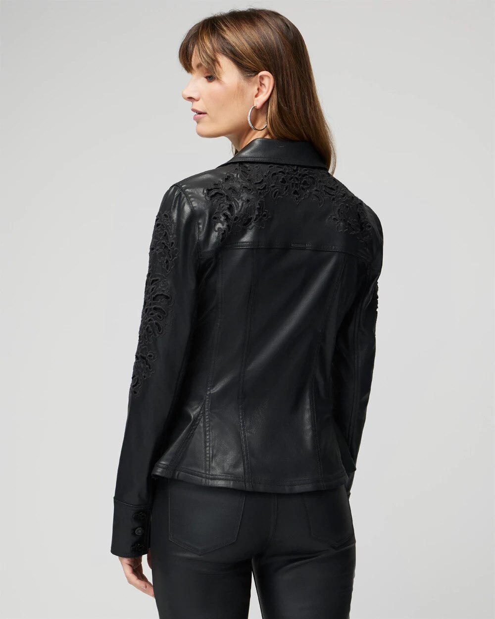 WHBM_Cutwork20Coated20Flirty20Skt_570359367_BLK000001_OF_ALT203.jpeg
