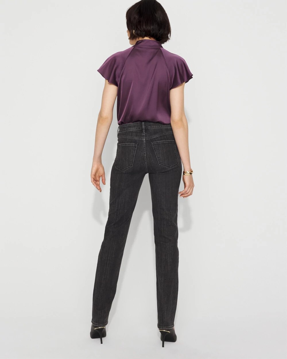 WHBM_DBL20Pintuck20Slim_570396960_GRY007051_OF_ALT201.jpeg