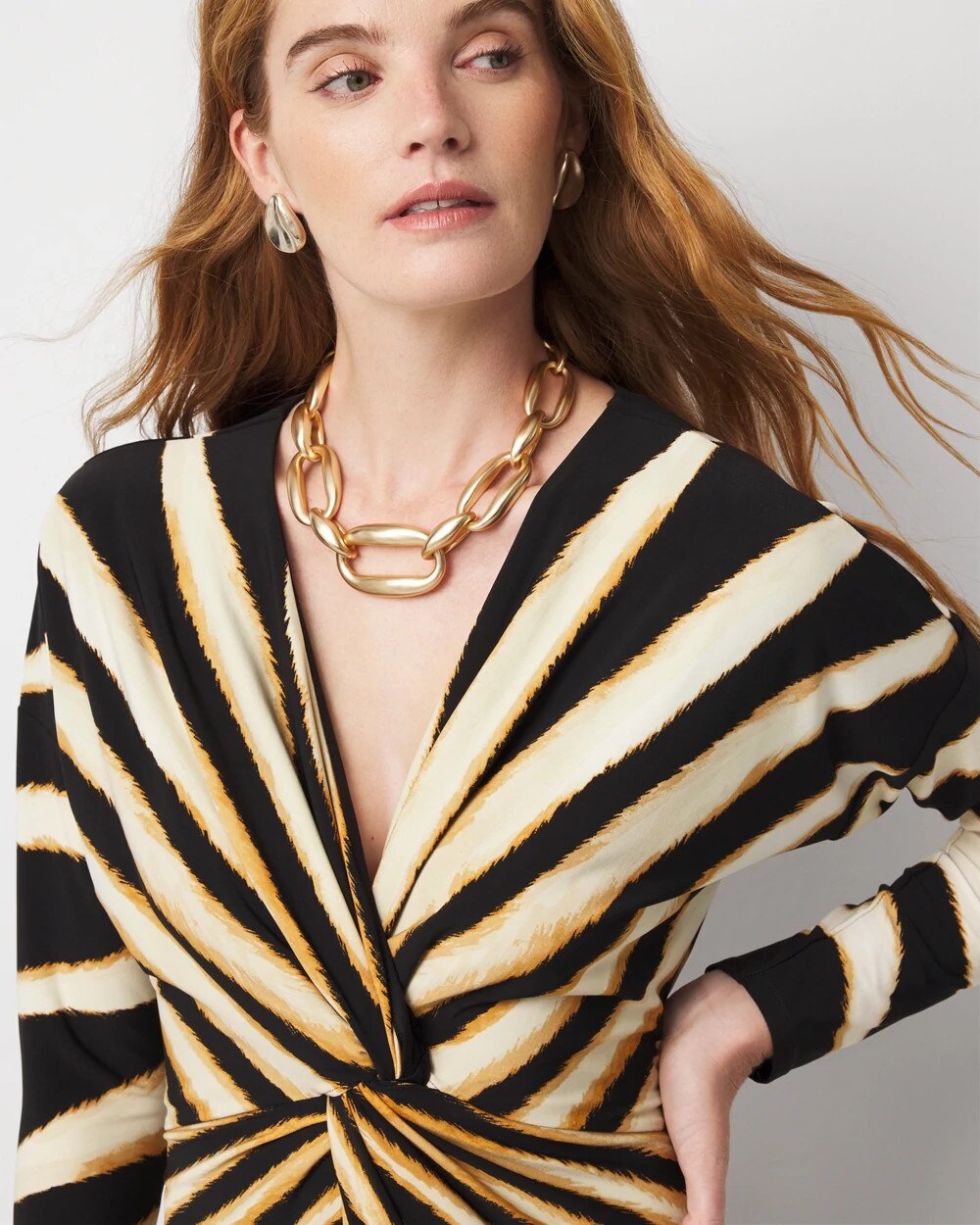 WHBM_Doleman20LS20Twist20Midi_570401816_BLK007343_OF_ALT202.jpeg