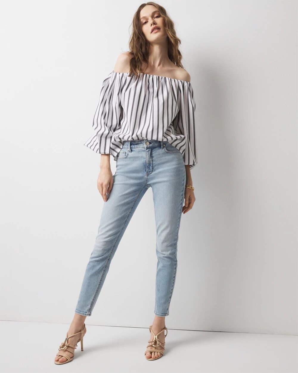 WHBM_Drama20Slv20Poplin20Blouse_570385746_WHT006643_OF_ALT201.jpeg