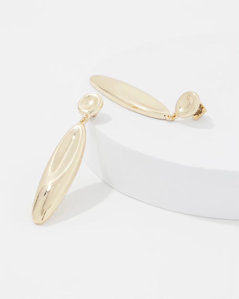 WHBM_ER20Gld20Sculptr20Stmnt20Drop_570393082_TAN000932_TT_ALT202.jpeg
