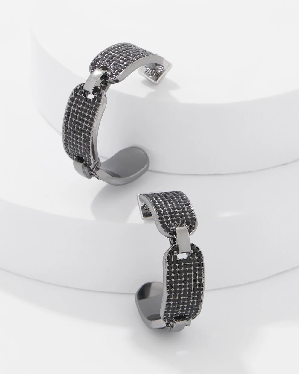 WHBM_ER20Hem20Jet20Pave20Hoop_570403214_GRY000976_TT_ALT201.jpeg