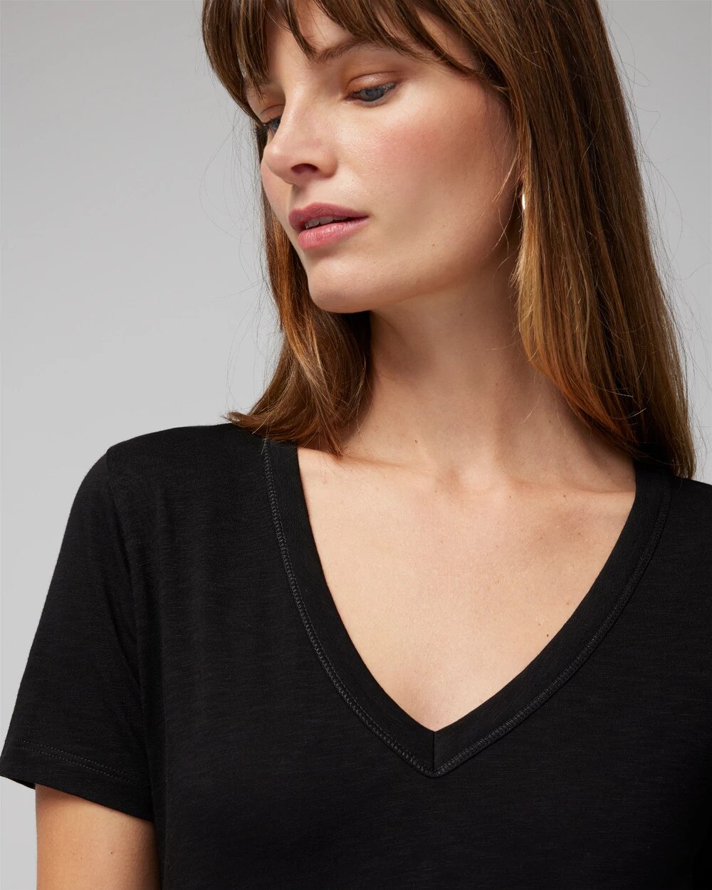 WHBM_Easy20V20Neck20Tee_570339645_BLK000001_OF_ALT202.jpeg