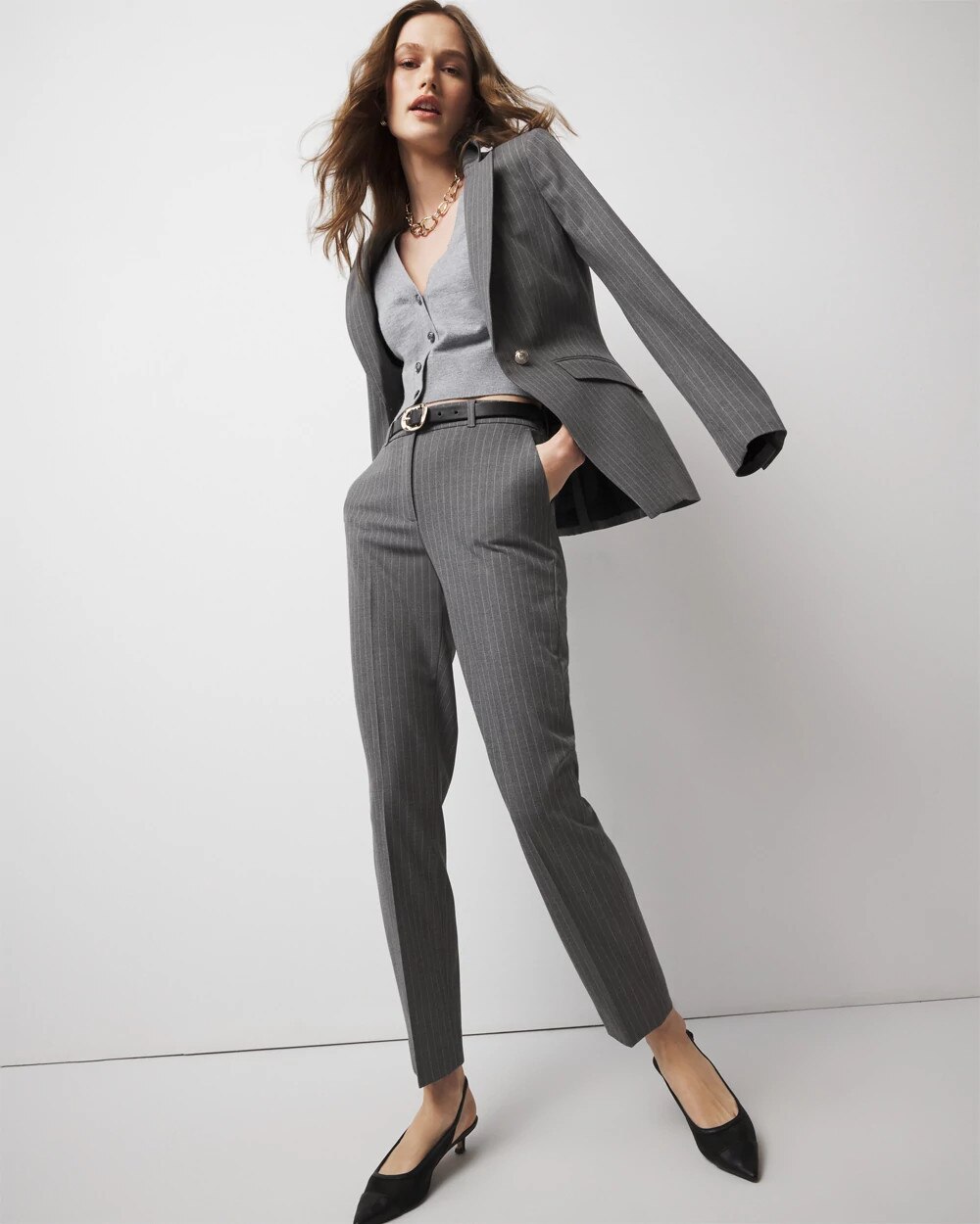 WHBM_Elle20Slim20Ankle20PS_570381720_GRY006580_OF_ALT203.jpeg