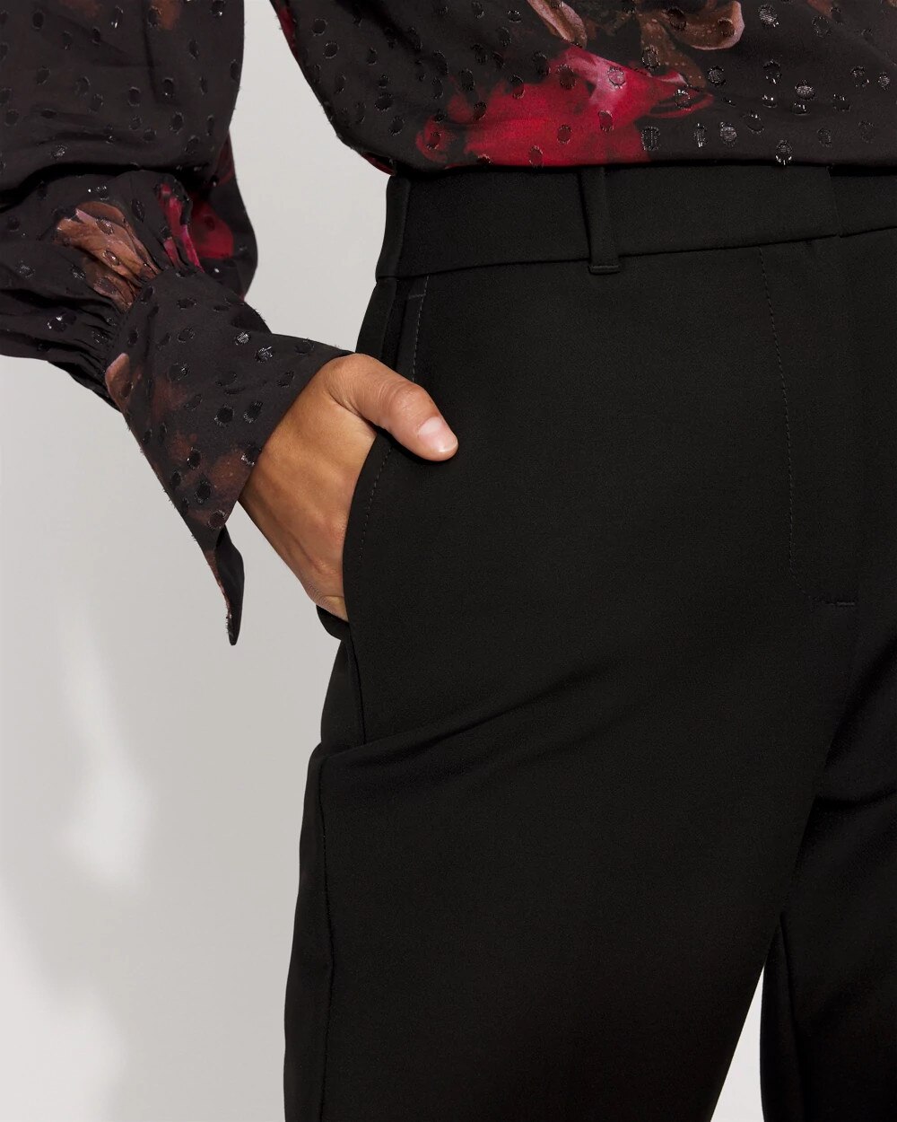 WHBM_Elle20Slim20Ankle_570396426_BLK000001_OF_ALT202.jpeg