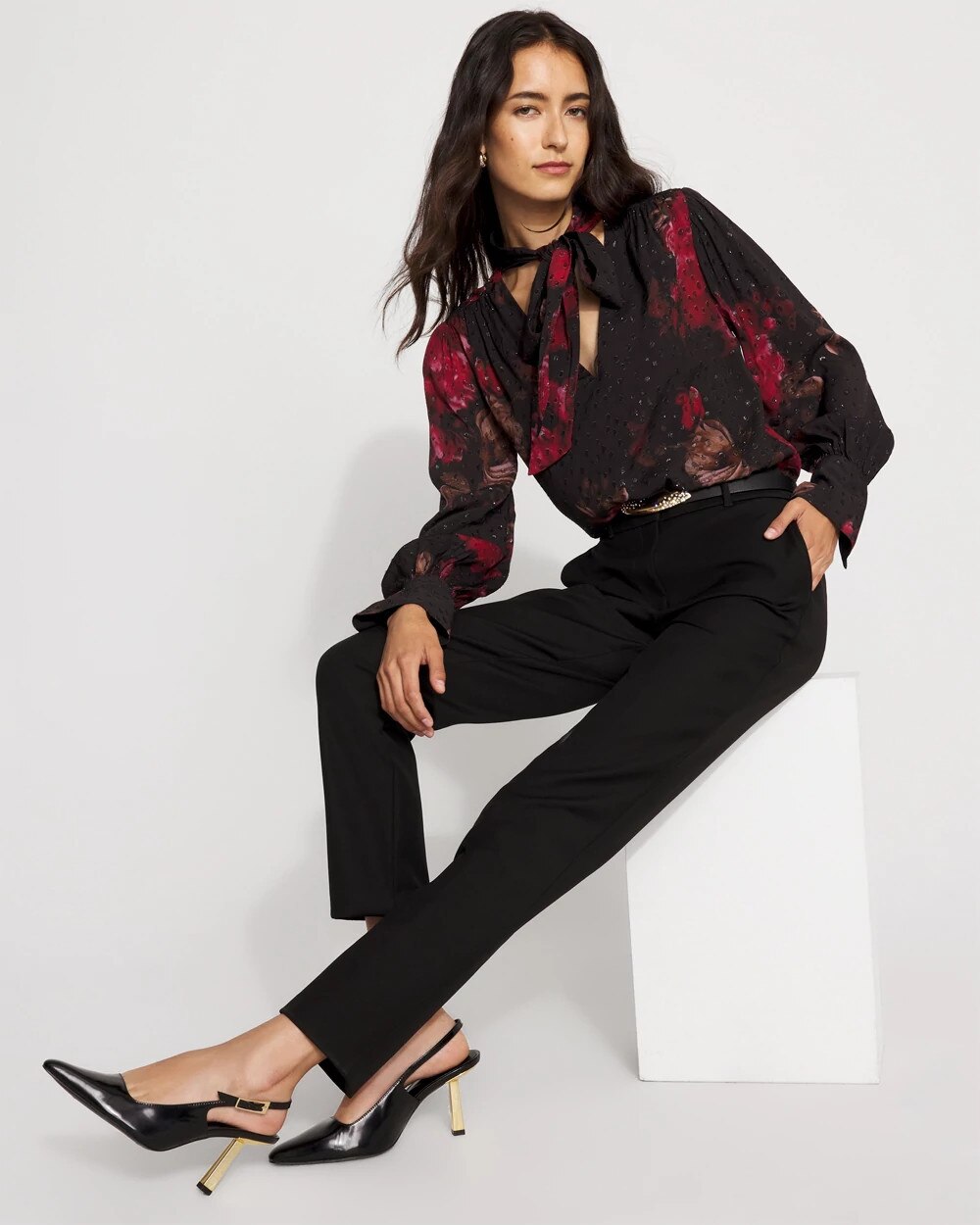 WHBM_Elle20Slim20Ankle_570396426_BLK000001_OF_ALT203.jpeg