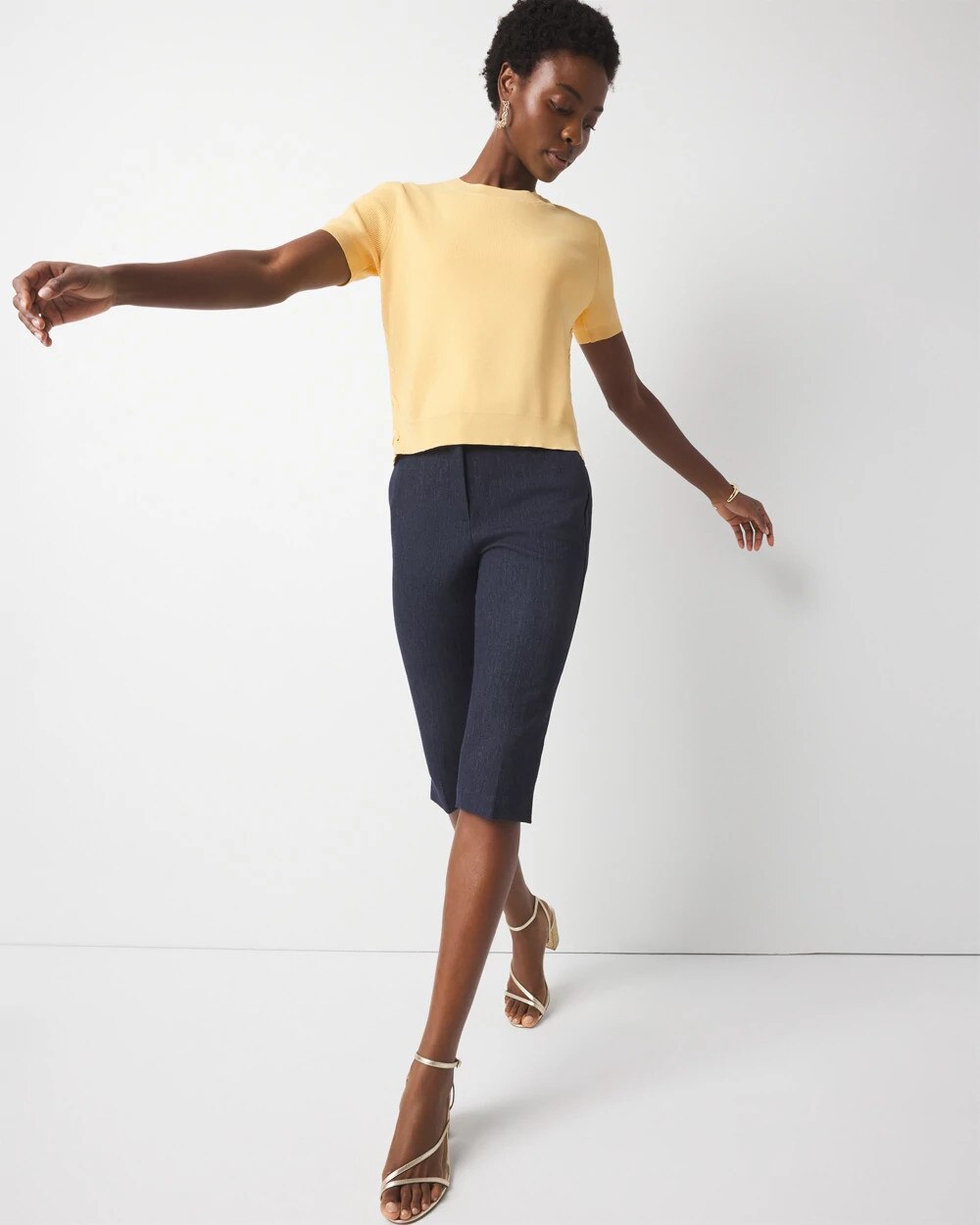 WHBM_Elle20Slim20Capri20Barcelona_570389242_BLU006648_OF_MAIN-3.jpeg