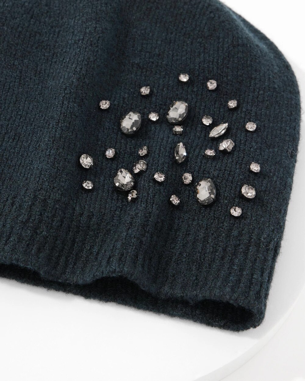 WHBM_Embellished20Crystal20Hat_570399322_GRN007196_TT_ALT202.jpeg