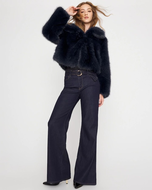 WHBM_Faux20Fur20Coat_570399689_BLU001358_OF_ALT201.jpeg