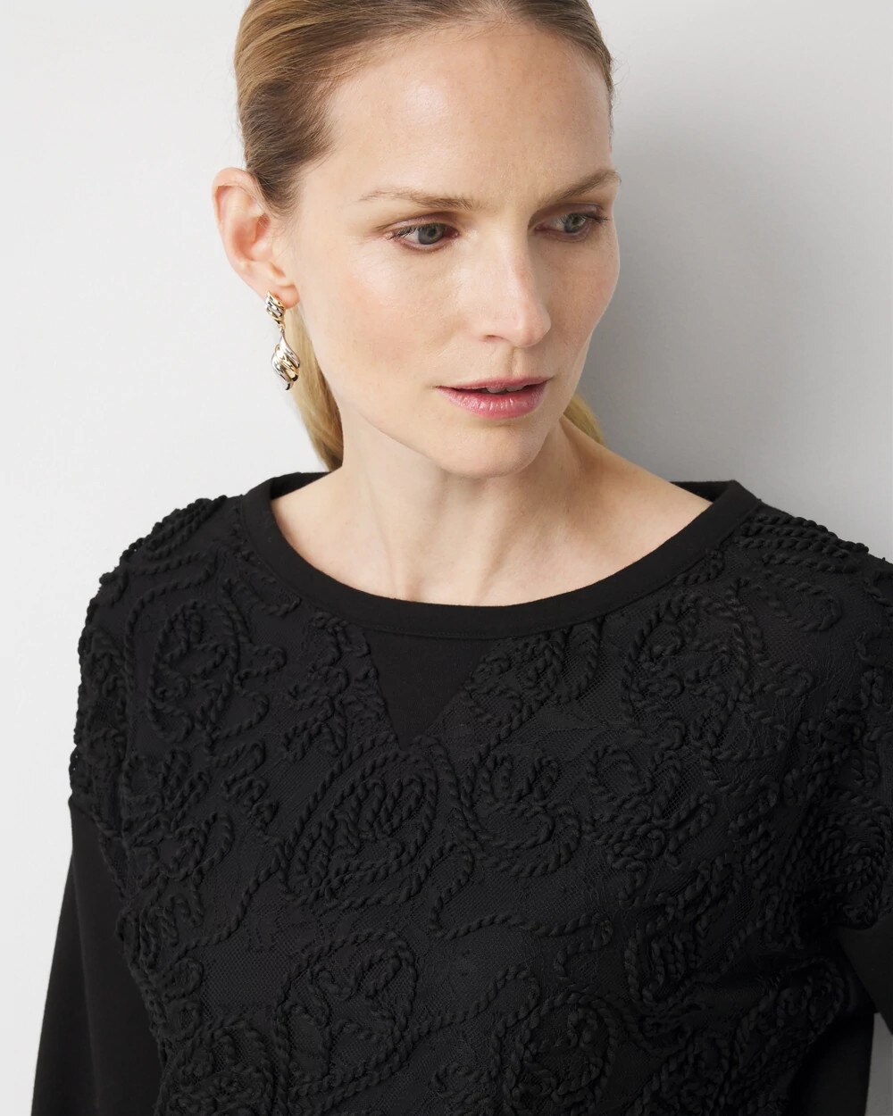 WHBM_Floral20Lace20Sweatshirt_570404915_BLK000001_OF_ALT202.jpeg