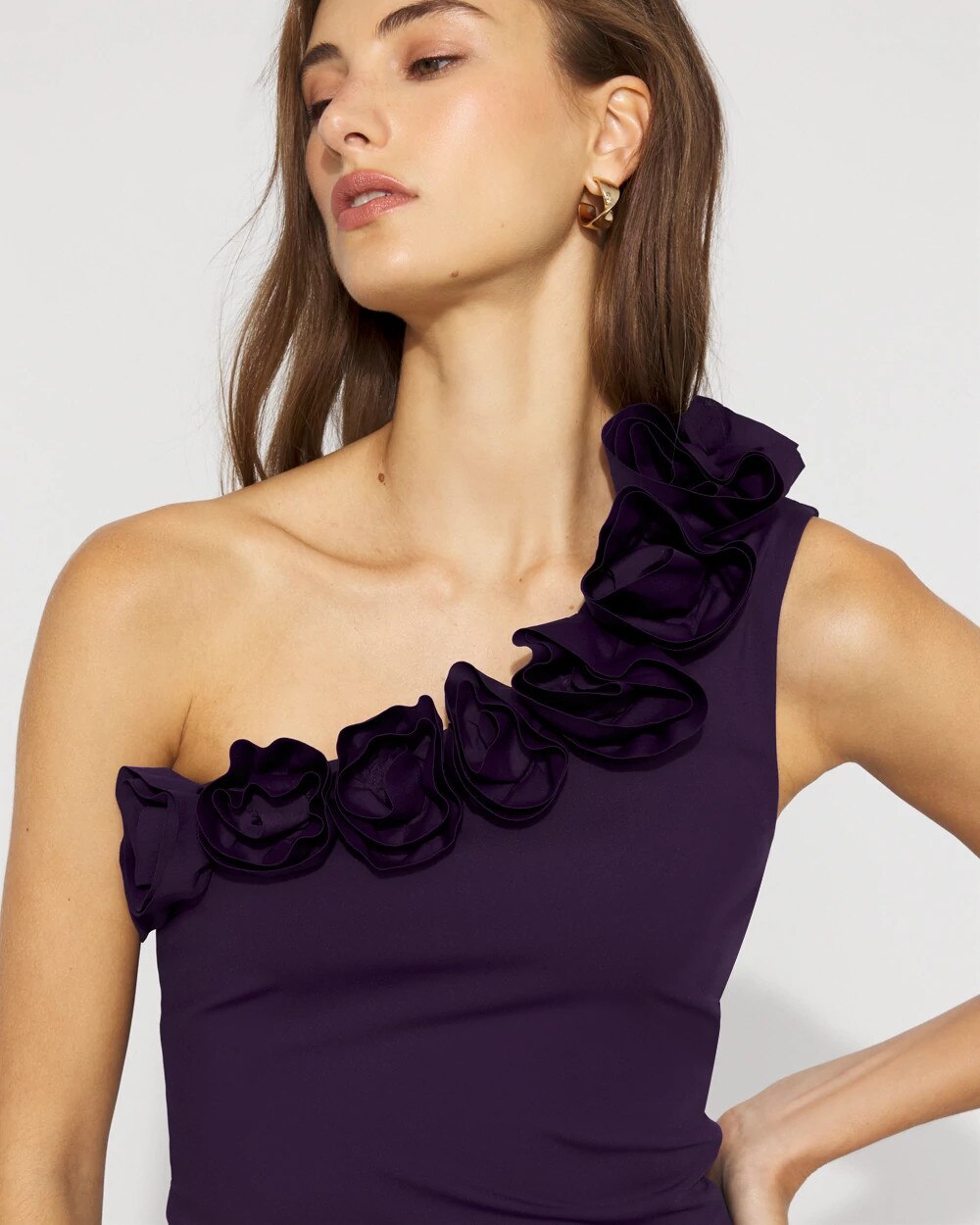 WHBM_Floral20One20Shoulder20Top_570397819_PRP002439_OF_ALT202.jpeg