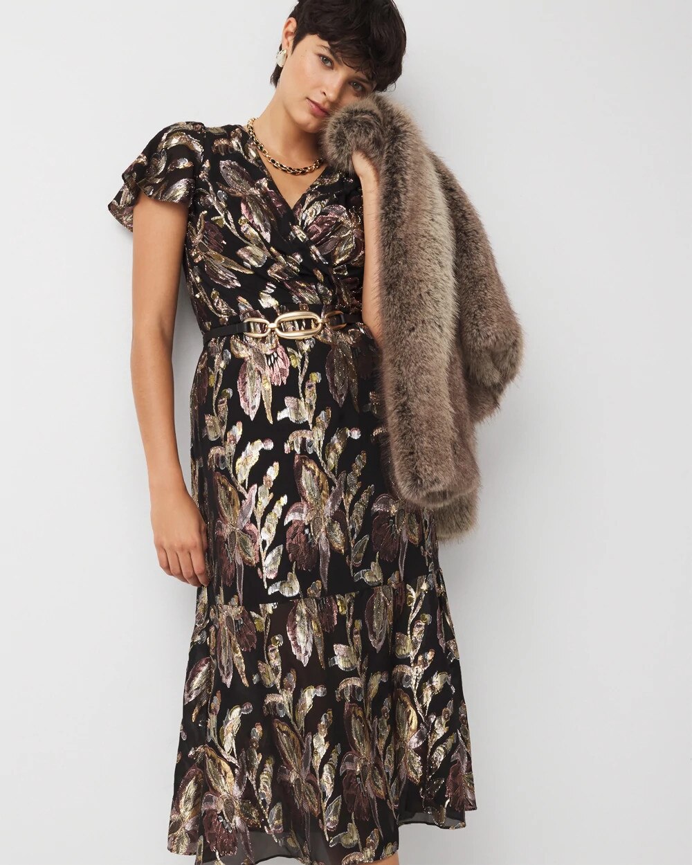 WHBM_Flutter20Slv20Clip20Midi_570400146_BLK007285_OF_ALT201-1.jpeg