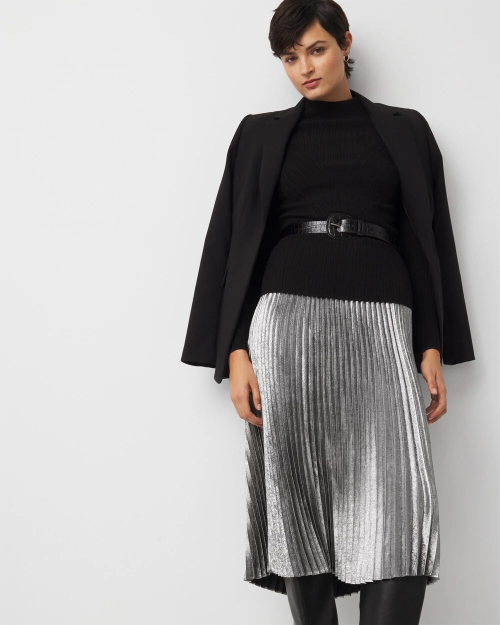 WHBM_Foil20Pleated20Midi_570399900_MTL006422_OF_ALT203.jpeg