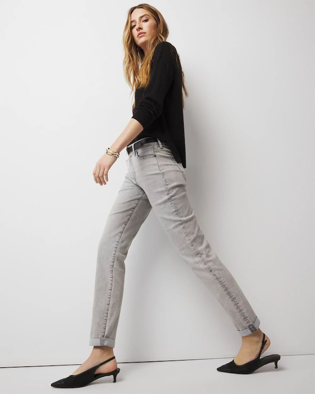 WHBM_Girlfriend20520Pocket_570384697_GRY006583_OF_MAIN.jpeg
