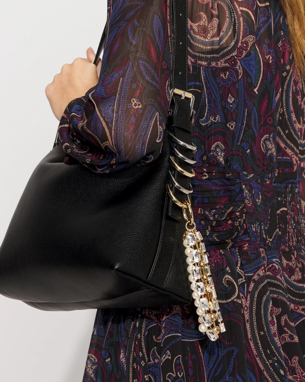 WHBM_Gld20Ball20Chain20Bag20Charm_570403132_NEU001847_OF_MAIN.jpeg
