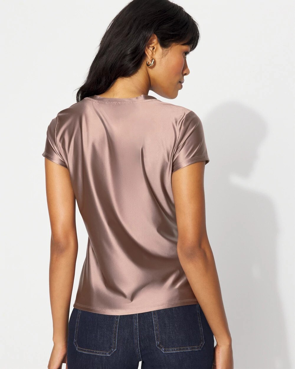 WHBM_Glossy20Jersey20SS20Crew20Tee_570398862_PRP006843_OF_ALT203.jpeg