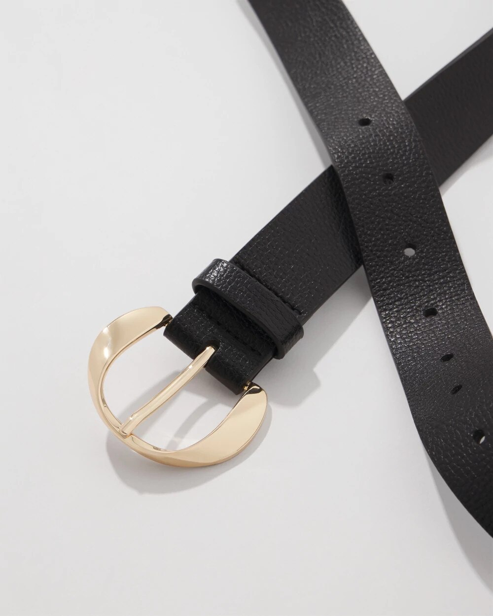 WHBM_Gold20Sculptural20Bckl20Belt_570399512_BLK000001_TT_ALT202.jpeg