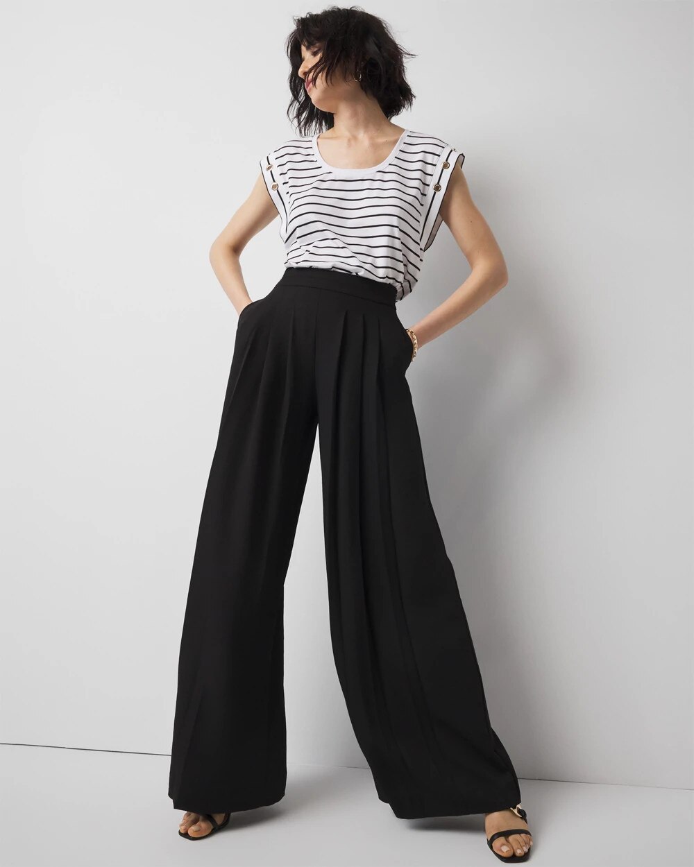 WHBM_Grommet20Cuff20Scoop20Tee_570389134_WHT006716_OF_ALT201.jpeg