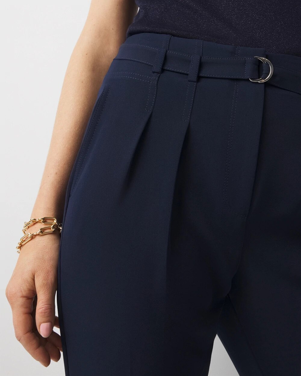 WHBM_HR20Belted20Tapered_570383067_BLU001358_OF_ALT202.jpeg