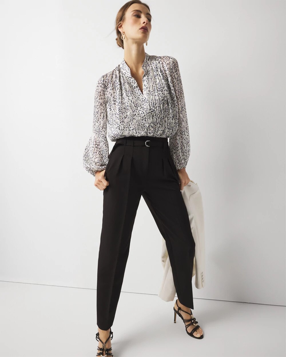 WHBM_HR20Belted20Tapered_570383069_BLK000001_OF_ALT203-1.jpeg