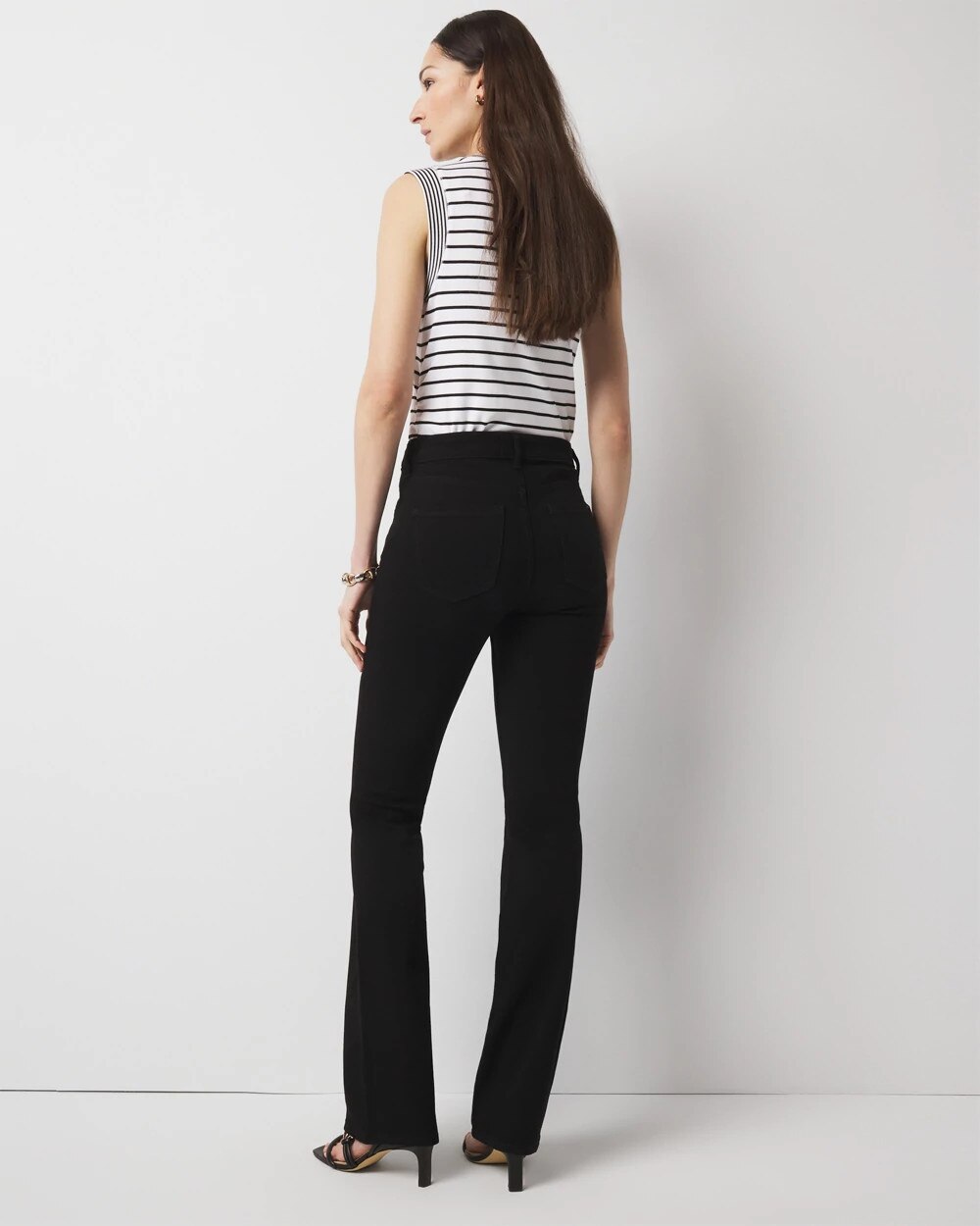 WHBM_HR20Sculpt20Skny20Flare_570294824_BLK000001_OF_ALT201-1.jpeg