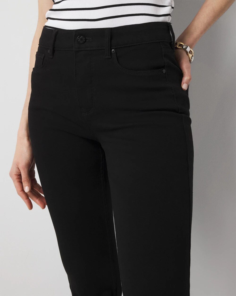 WHBM_HR20Sculpt20Skny20Flare_570294824_BLK000001_OF_ALT202-1.jpeg