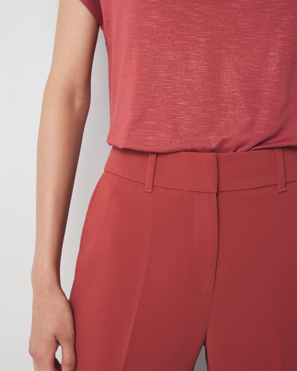 WHBM_HR20Trouser20Flare_570390738_RED004202_OF_ALT202-1.jpeg