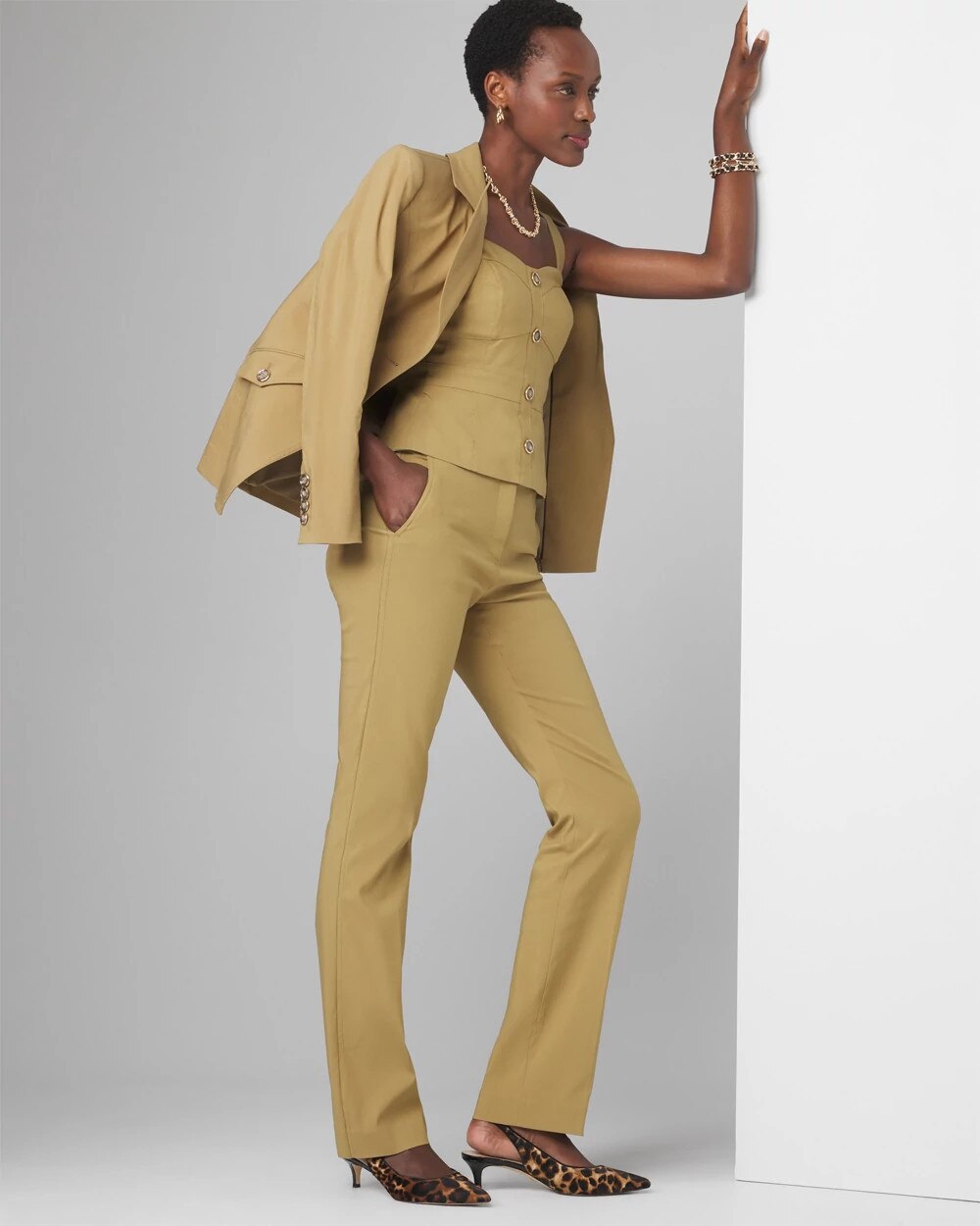 WHBM_Ines20Slim20Boot20RNS_570374590_NEU006260_OF_ALT203.jpeg