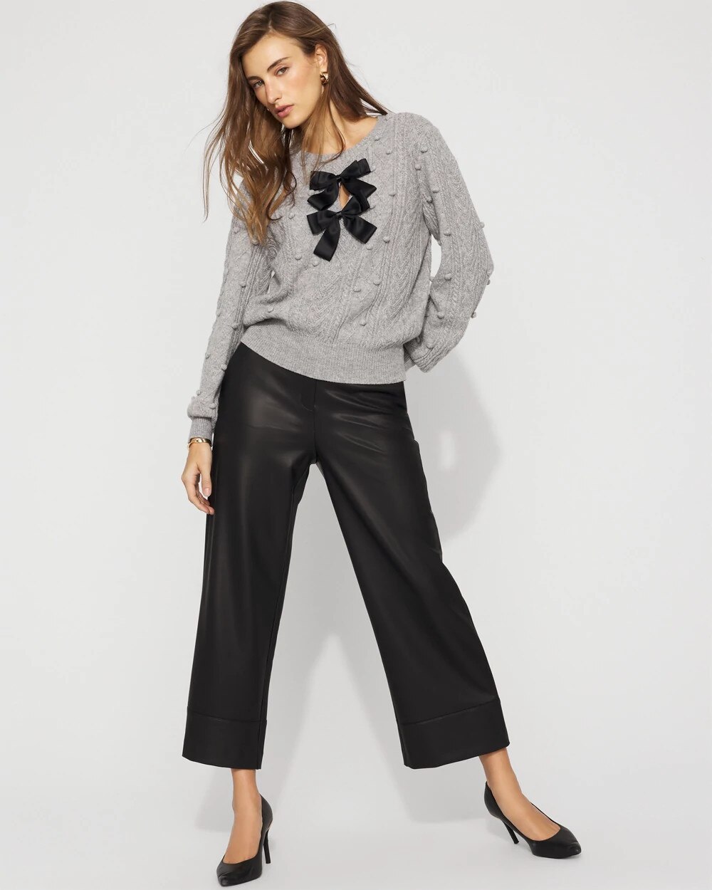 WHBM_LS20Bow20Keyhole20Sweater_570398174_GRY007107_OF_ALT201.jpeg